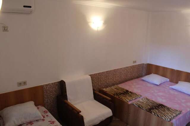 Гостевой дом Guest House Flora Гагра-15