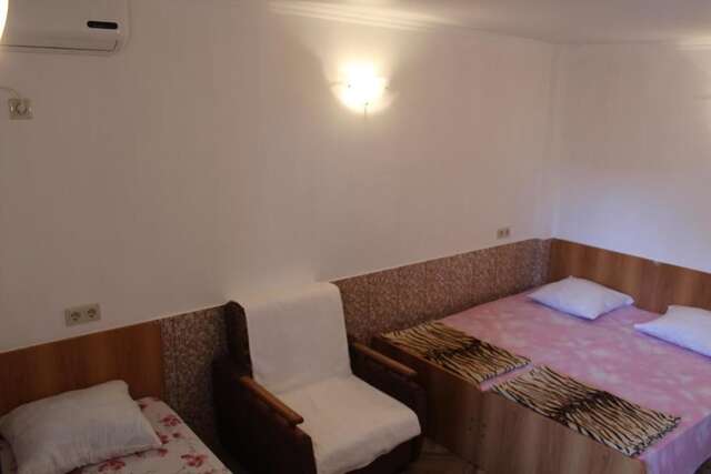 Гостевой дом Guest House Flora Гагра-35